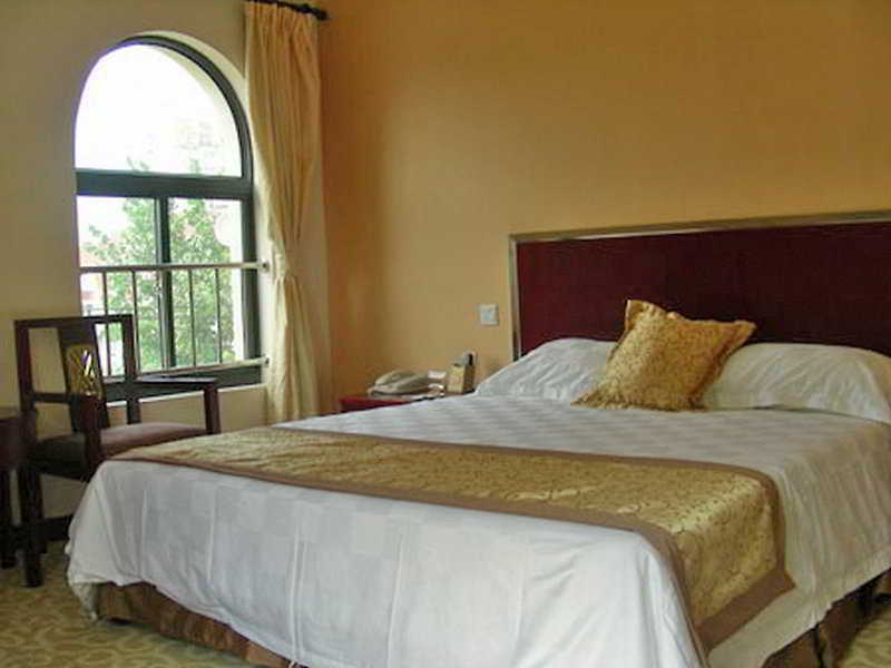Regius Exhibition Hotel Shanghai Room photo